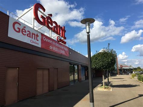 Magasin Géant Casino et drive Auxerre .